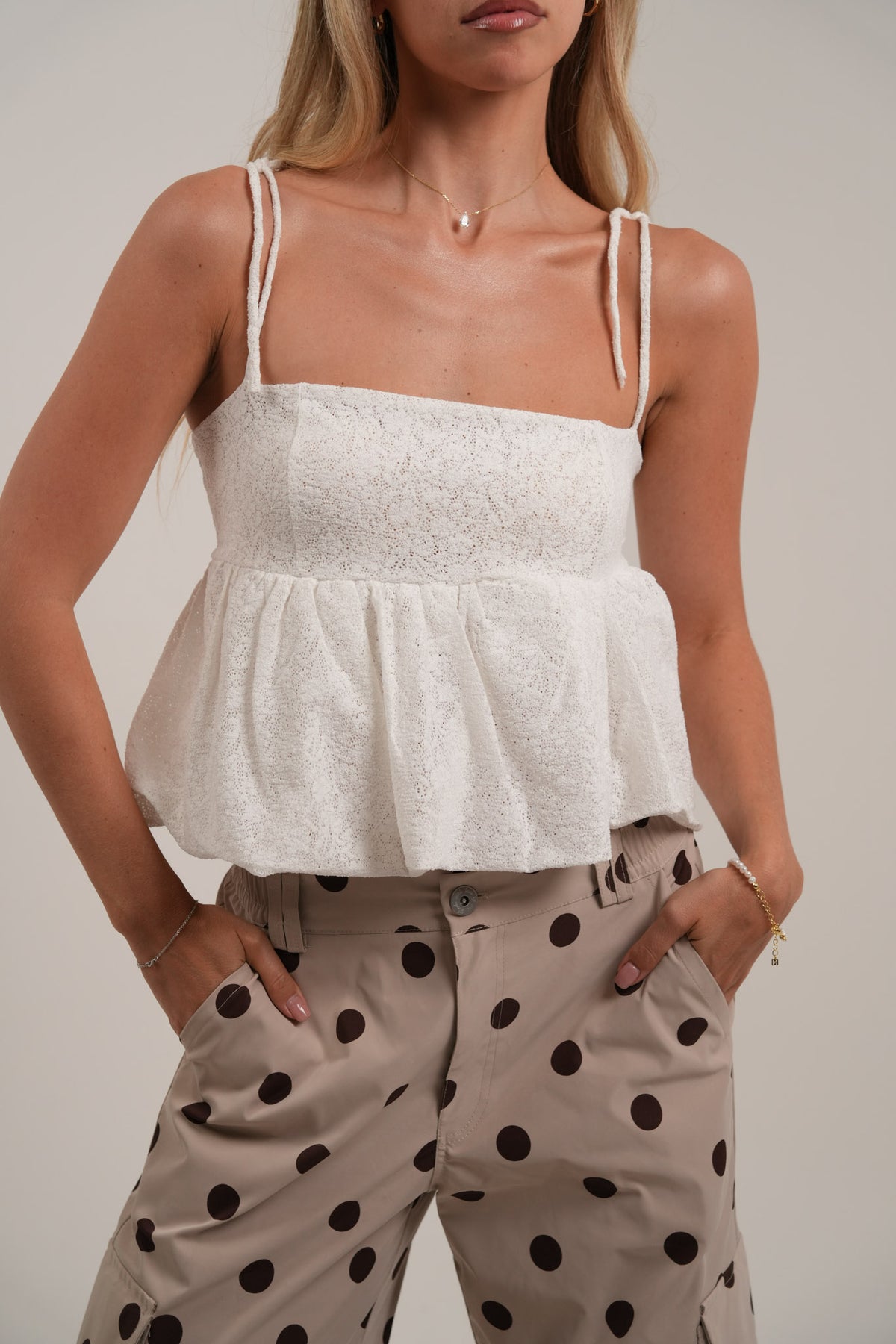MOLAN white