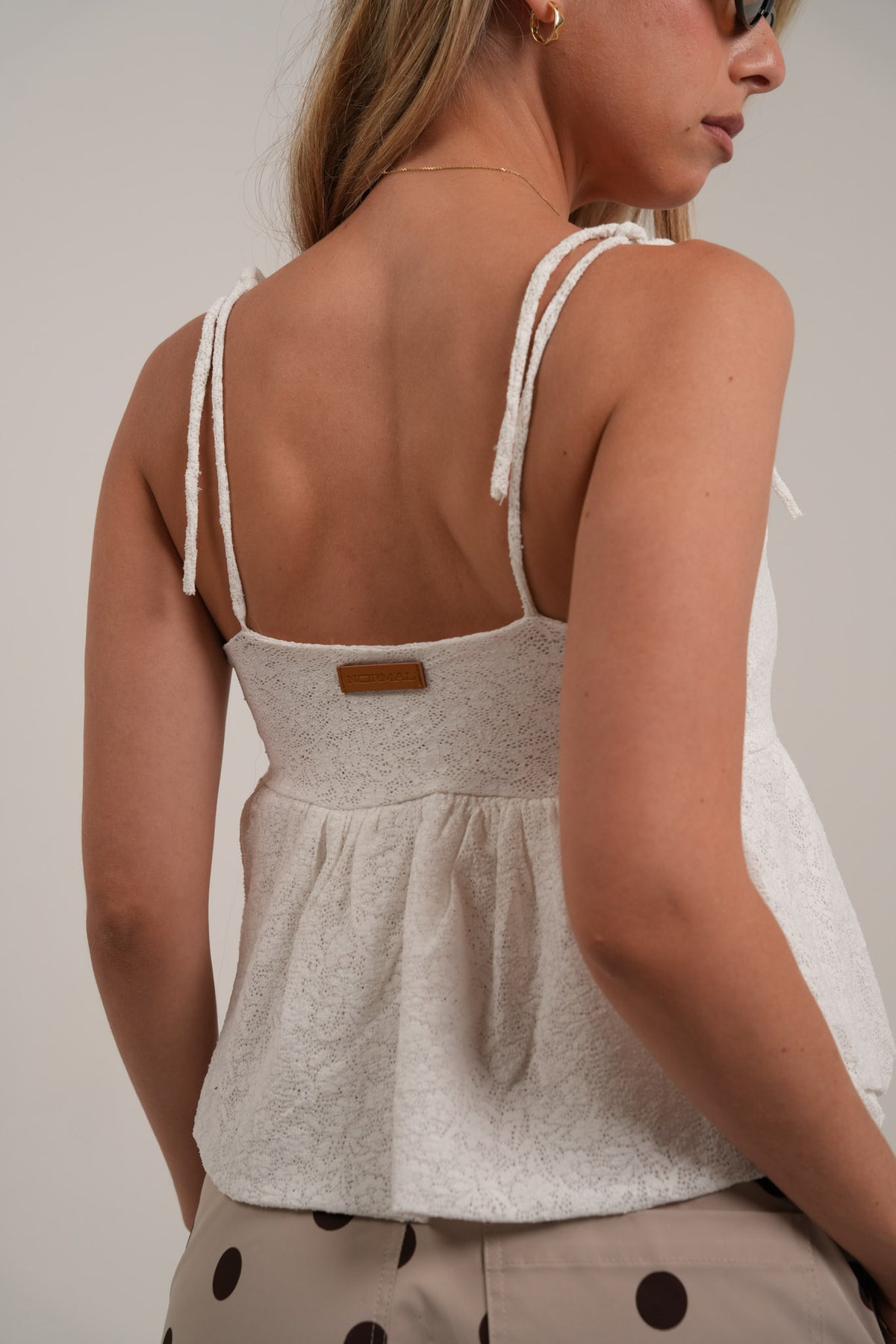 MOLAN white